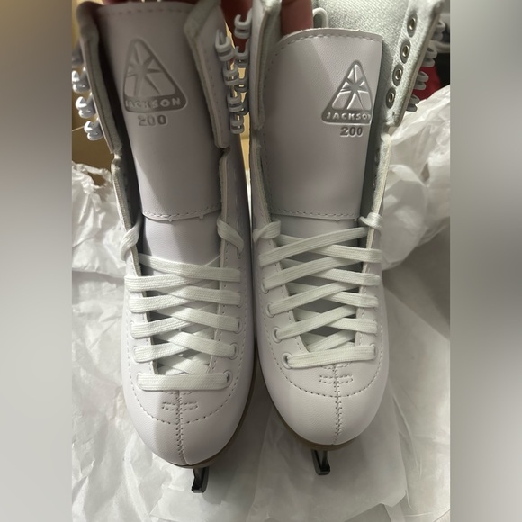 ✨New✨ Jackson Ultima Classic 200: Women/Girl’s Figure Ice Skates- Size 5 - Picture 10 of 15